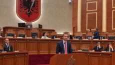 Deputeti i partisë Aleanca e Maqedonasve për Integrimin Europian (AMIE), në parlamentin e Shqipërisë, Vasil Sterjovski e dhuroi pagën e nëntorit për të prekurit nga tërmeti katastrofik, që e godit […]