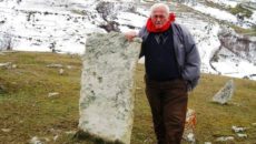 На 30 декември 2014 година во Кукс, Албанија почина Назиф Докле, основач и прв претседател на етно-културното друштво на Македонците “ГОРА” во 1991 година и собирач на фолклор од областа […]