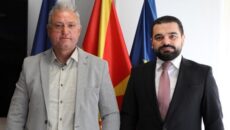 Ministri i Drejtësisë i së Maqedonisë Krenar Loga dhe zëvendësministrja e Drejtësisë Viktorija Avramovska Madiq takuan bashkëkryetarin e OMO ILINDEN PIRIN, profesor Stojko Stojkov. Takimi u organizua me iniciativën e […]