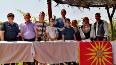 Shoqata maqedonase “Sonce” në Tiranë mori pjesë në aktivitetin në kuadër të projektit “E ardhmja është në origjinë”, mbështetur nga Komiteti për Pakicat Kombëtare. Në aktivitetin e organizuar nga pjesëtarët […]