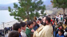Православниот празник Водици беше прославен насекаде низ Албанија каде што живеат православните Македонци, Мала Преспа, Голо Брдо, Врбник и во поголемите градови низ Албанија. Во Мала Преспа традиционално сите села […]